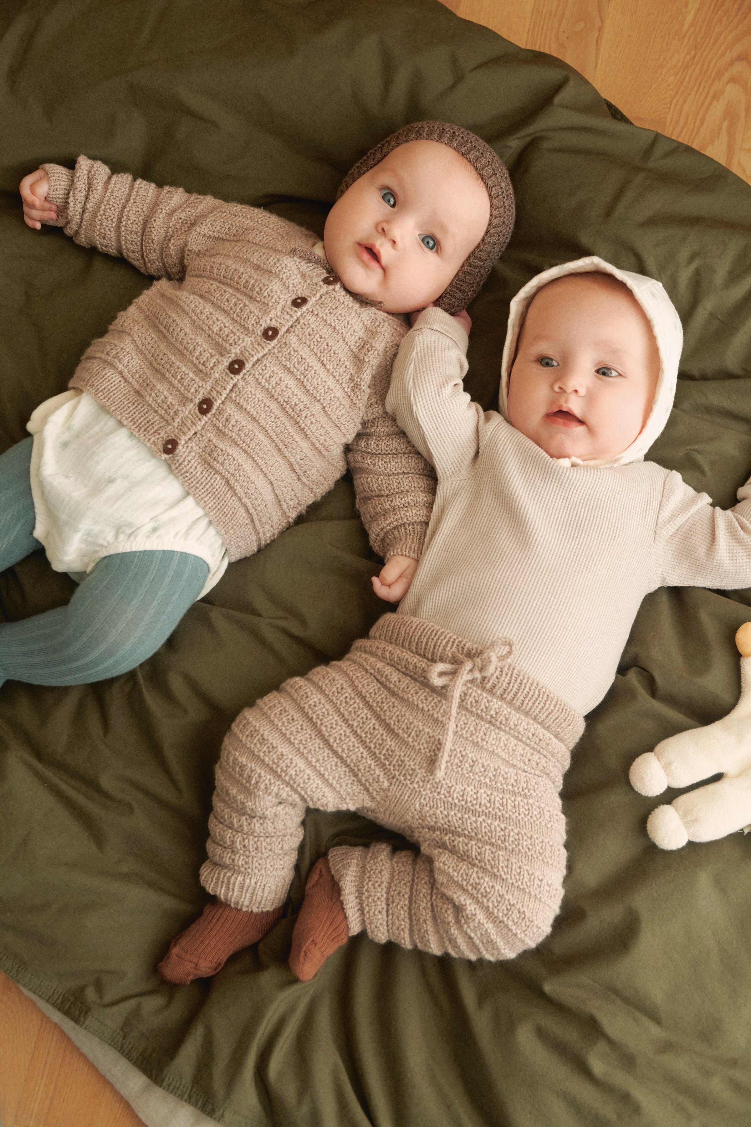 Casaco, calças e gorro de bebé Filip