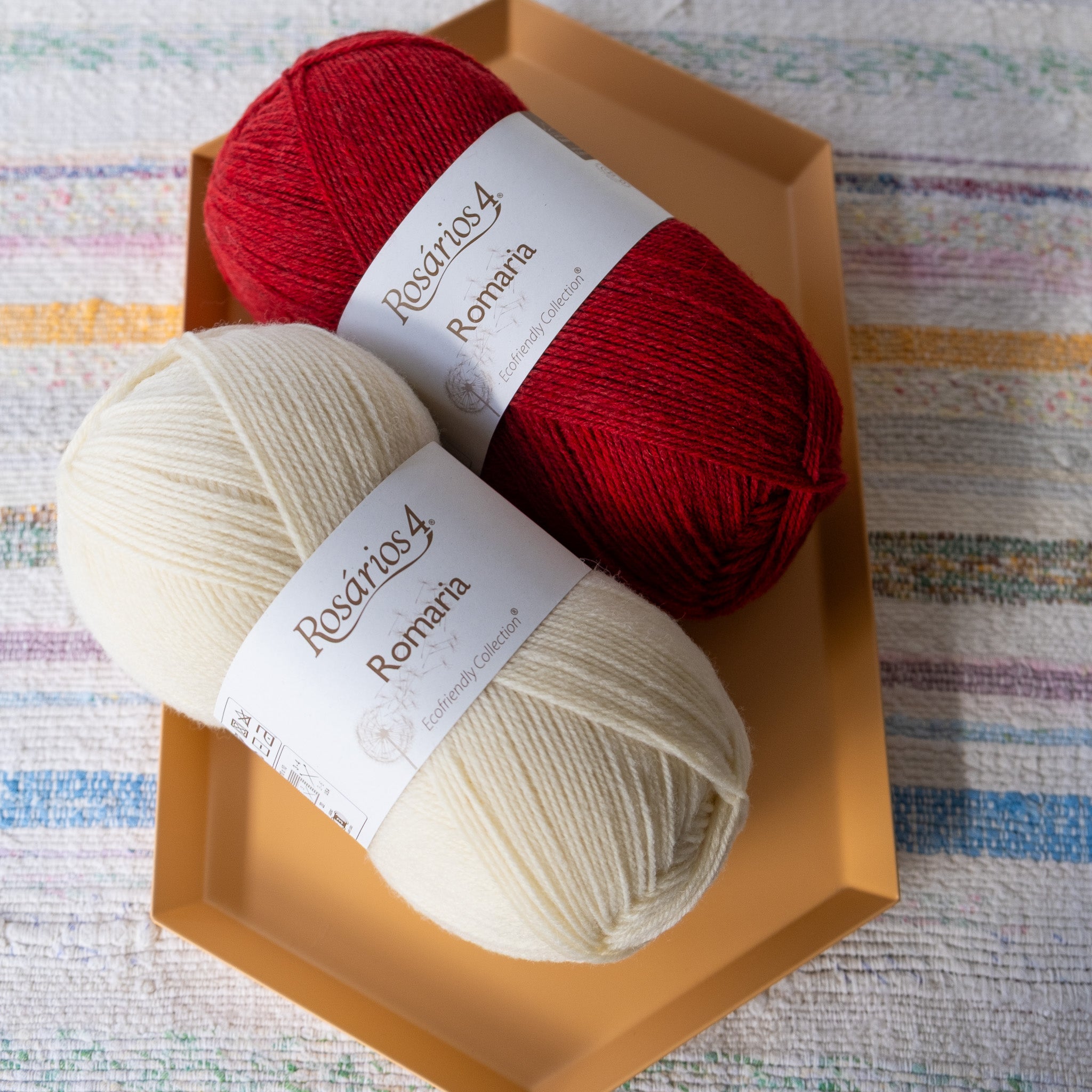 Kit Camisola Festive Yoke Pullover 