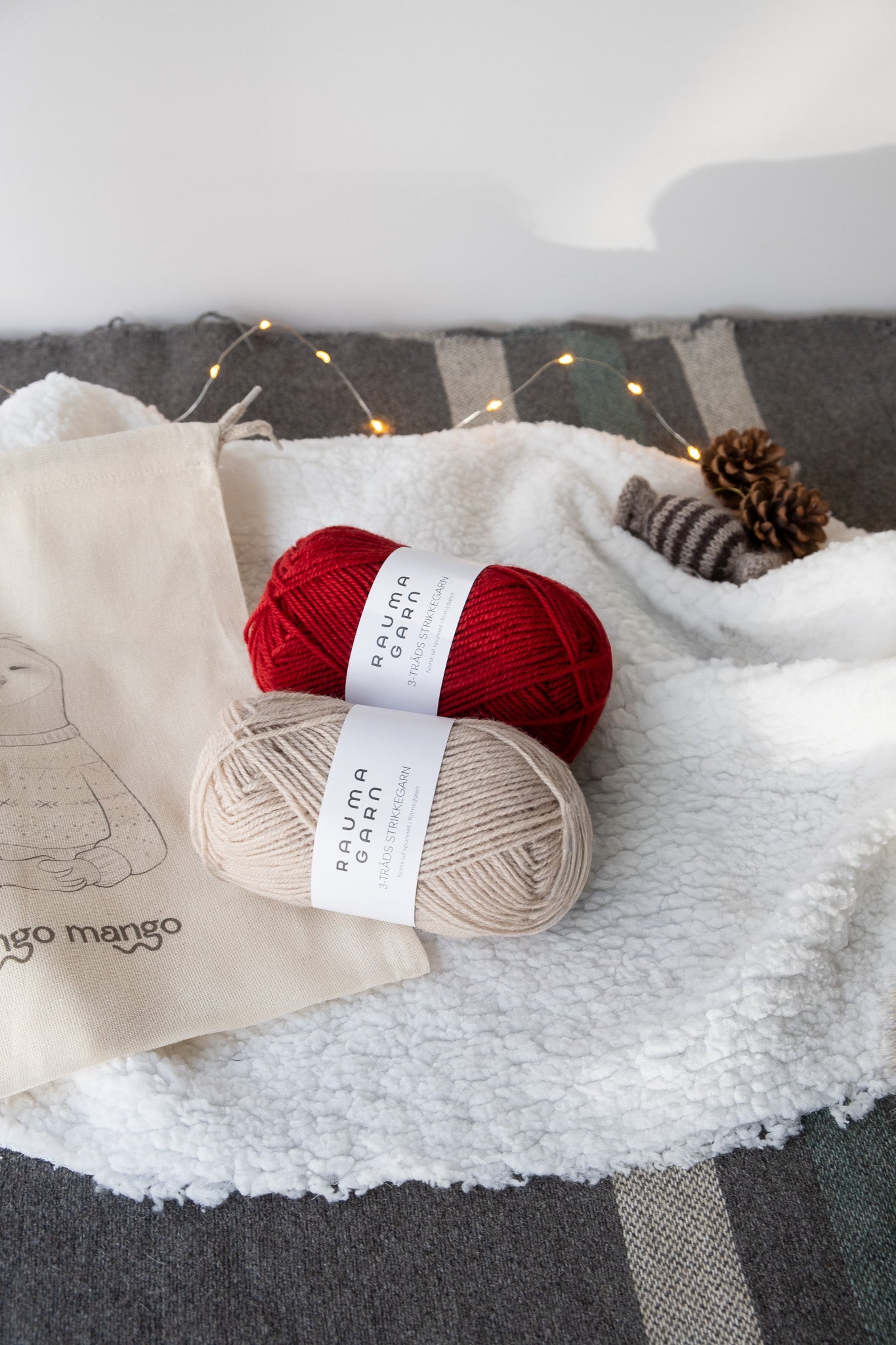 Kit Meias Quietude com Rauma 3-tråds Strikkegarn (Sem Agulhas)